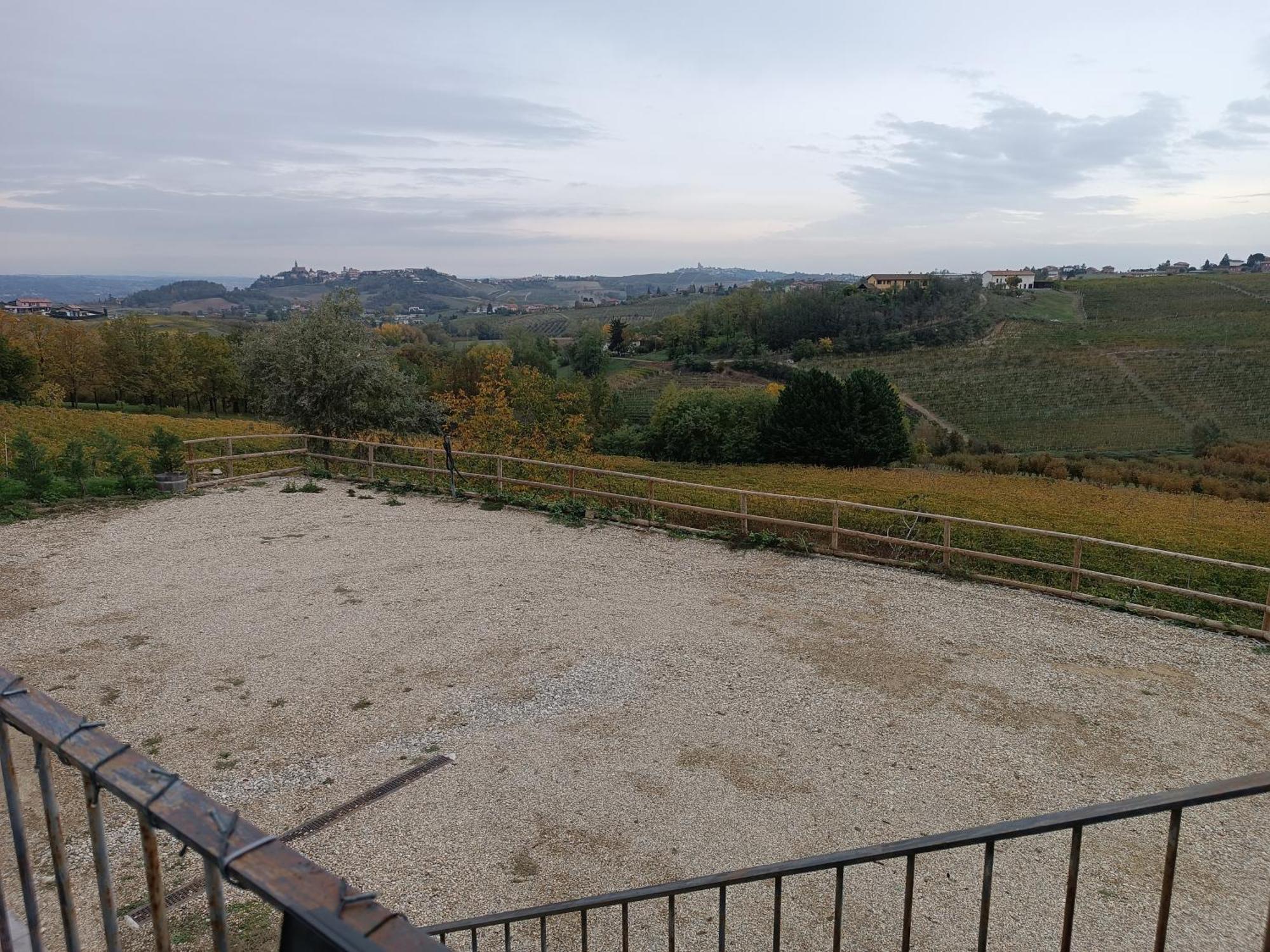 Agriturismo Bricco San Giovanni Asti Exterior photo