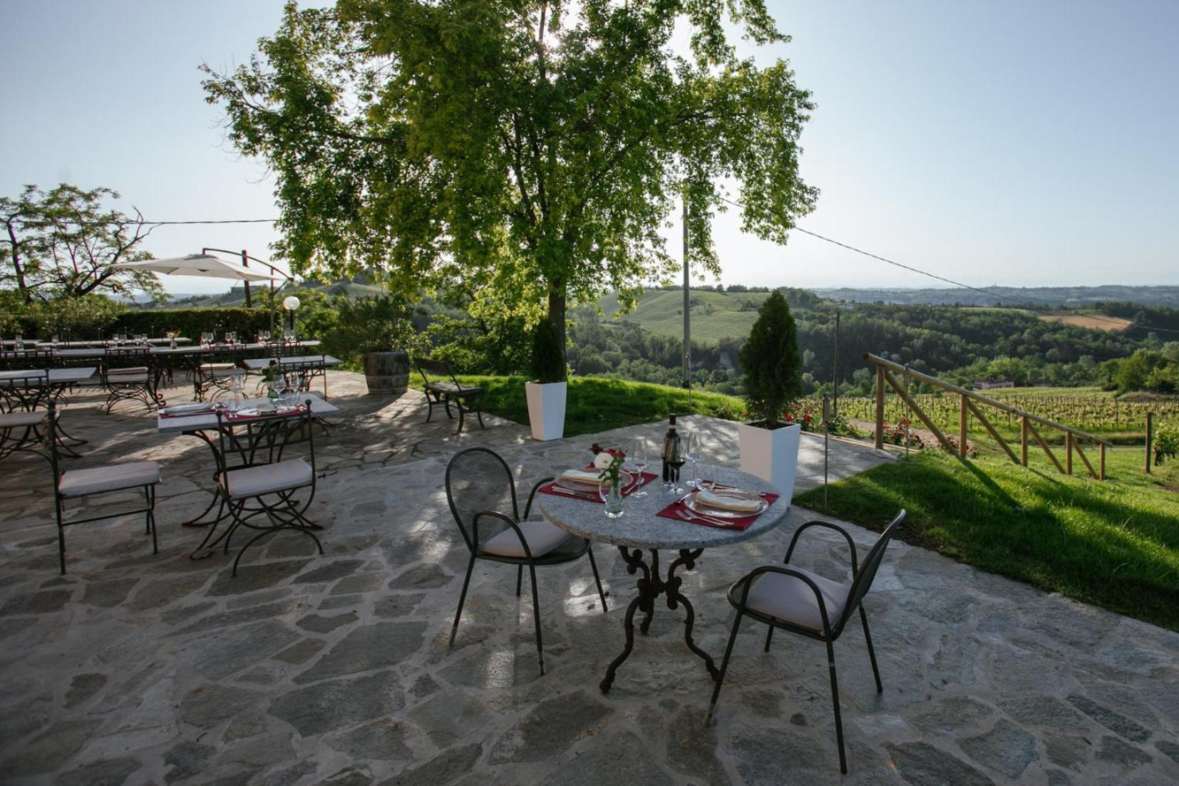 Agriturismo Bricco San Giovanni Asti Exterior photo