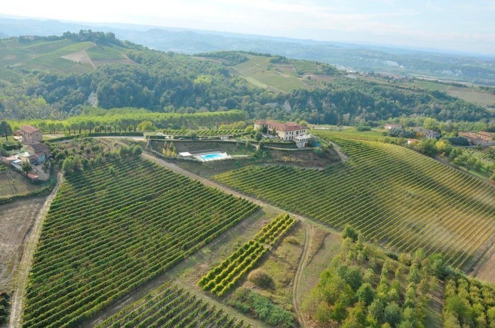 Agriturismo Bricco San Giovanni Asti Exterior photo